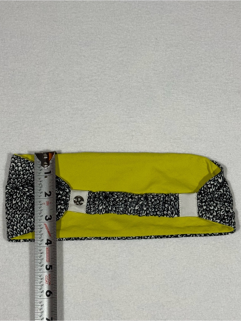 Lululemon Bang Buster Reversible Headband Black And White Print Citron Yoga - Picture 5 of 5